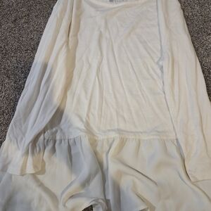 STYLUS Cream Long Sleeve Peplum Blouse